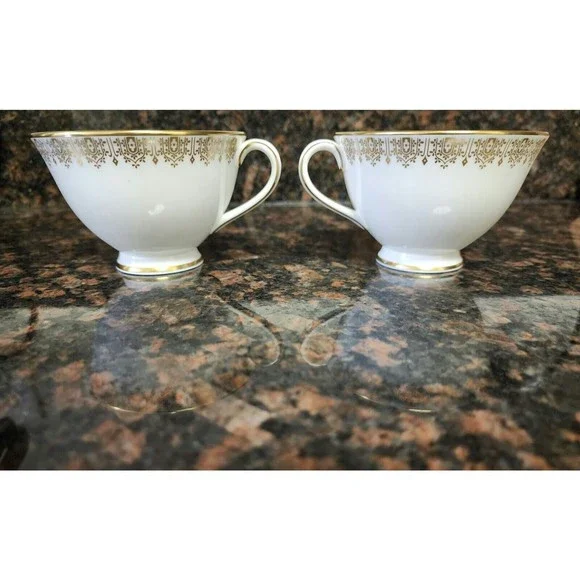 Royal Doulton GOLD LACE English Fine Bone China Tea Cup H4989 Made in England - Picture 8 of 9